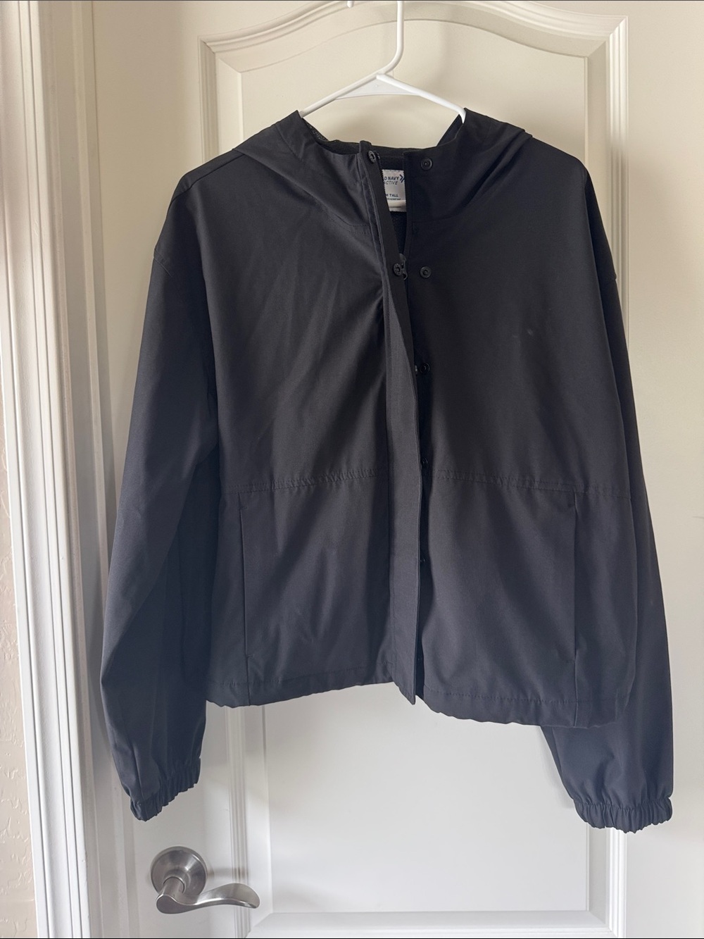 Old Navy Black Hooded Rain Jacket / B103